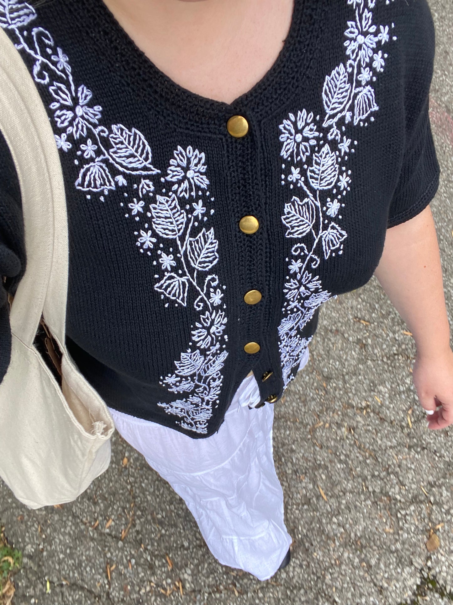 Vintage Short Sleeve Embroidered Cardigan